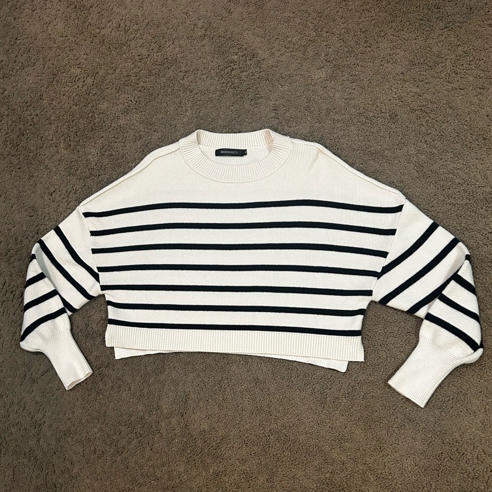 Merokeety Striped Cropped Sweater Cream Black Ribbed Knit Crew Neck NWOT - Picture 4 of 6